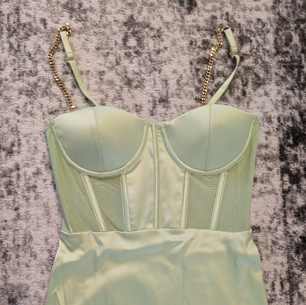 NWT Meshki Talia side strap midi dress green